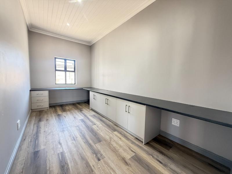 3 Bedroom Property for Sale in Tafelzicht Western Cape
